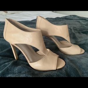 Vince Camuto sandals